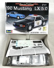 Revell Special Edition ’90 Mustang LX 5.0 1:25 Model Kit #85-4252 Cop Car NOB