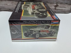 Monogram ’29 Ford Pickup Hot Rod Street Rod Plastic Model Kit Sealed