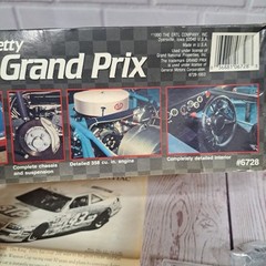 AMT ERTL Model Kit Richard Petty #43 1990 STP Pontiac Grand Prix Unassembled