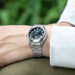 Q&Q H980-205 Solar Men’s Watch 5ATM Water Resistant Silver Analog Dial