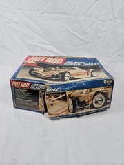 Revell #7110 Ed “Big Daddy” Roth’s Beatnik Bandit 1/25 Plastic Model Kit 1985