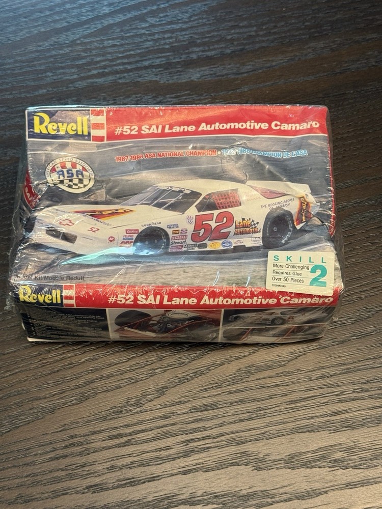Sealed Revell #52 SAI Lane Automotive Camaro Z-28 Model Kit 1:25 7141