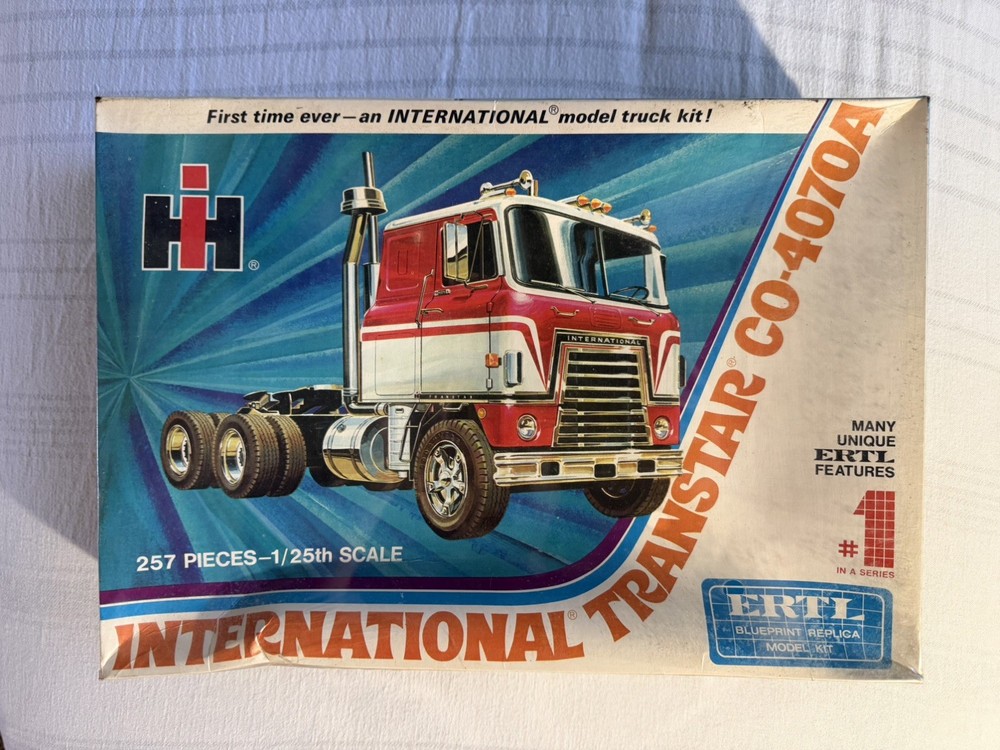 Original Ertl International Transtar CO-4070A blueprint Replica #8000