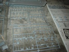 Dragon 9036 Model kit Jagdtiger Box Open 1996 Kit Mint in box 1/35 scale
