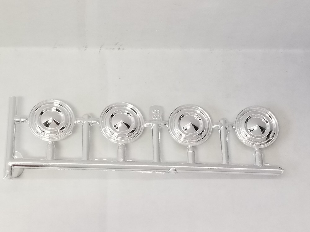 56 Chevy Del Ray HUBCAPS / WHEEL COVERS from Revell 1:25 Model Kit 1956 WHEELS