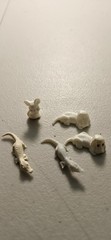 MODEL CAR PARTS ANIMALS DIORAMA EM17