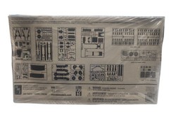 New Sealed AMT # AMT1086/06~CONSTRUCTION BULLDOZER – 1/25 SCALE