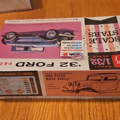 AMT ’32 Ford V-8 Coupe Car Kit 1:32 Chromed Accessories Decals Vintage Packaging