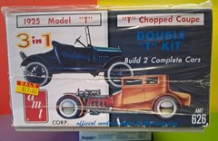 AMT 1925 Model T Ford Two 3 In 1 Kits 1/25 Scale Model Kit #626 *OPEN BOX*