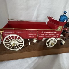 VTG AMT Budweiser Clydesdales 8 Horse & Red Wagon Hitch Kit Built Plastic 35.5”