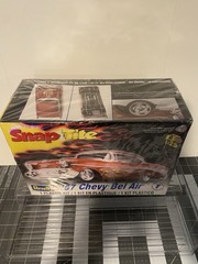 Revell Snap Tite 1957 Chevy Bel Air Plastic Model Kit 1:25 Factory Sealed 2011