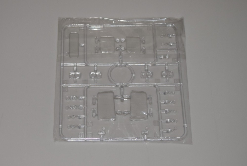 TAKOM UKRAINE KrAZ-6322 #2022 ⭐PARTS⭐ SPRUE I CLEAR-WINDSHIELD+GLASS+MORE 1/35