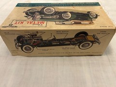 Hubley’s SJ Model Deusenburg 1/18 Vintage Car Kit #4864 Never assembled