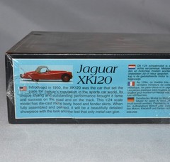 New Sealed NOS Jaguar XK120 Monogram 1:24 Scale Metal & Plastic Model Car Kit No
