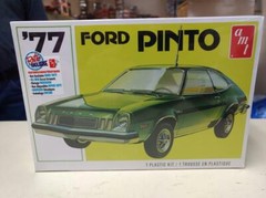AMT 1129 ’77 Ford Pinto model kit