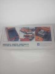 Revell 1:24 GMC Pickup w/ Snow Plow Plastic Model Kit Sealed Level 2