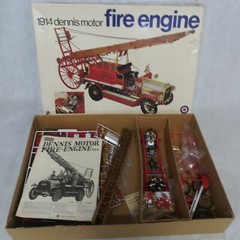 1914 Dennis Motor Fire Engine Large 1/16 Scale Entex # 8473 Partially Assembled