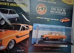 INOLVIDABLES UNUSED FORD FALCÓN SPRINT 1973 DIECAST MODEL 1:43 BUBBLE BOOKLET
