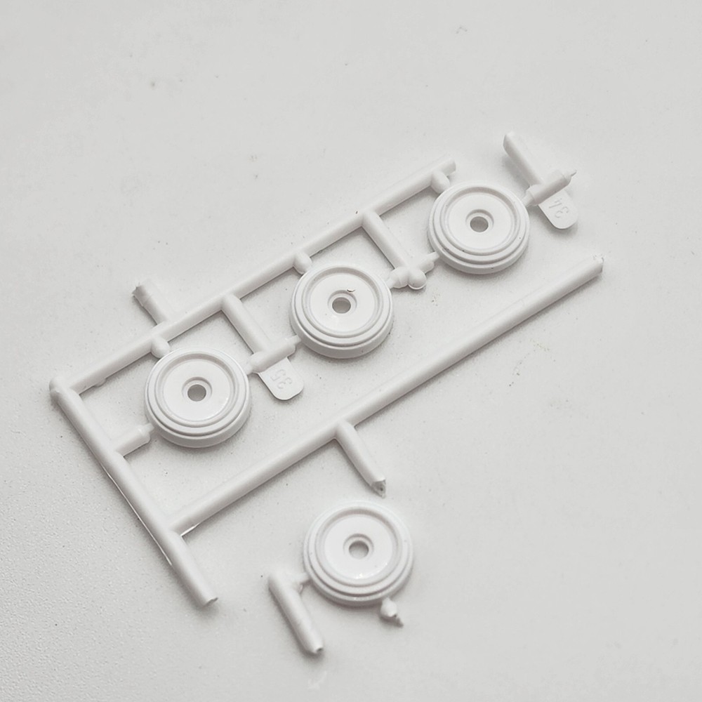 Revell 1/24 Shelby Cobra 427 S/C 85-2828 Parts Kit Bash Wheel Hubs
