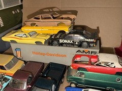 Lot Of 30 Vintage Junkyard Model Parts & Bodies Chevelle Vans Harley Trailer GTO