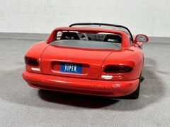 1/24 Scale Nicely Built Dodge Viper V-10 Model Car Red Mopar 1/25 Sidepipes