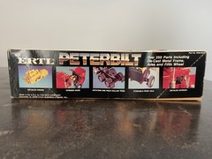 ERTL Peterbilt 359 Conventional 1:25 Scale Diecast Metal Model Kit