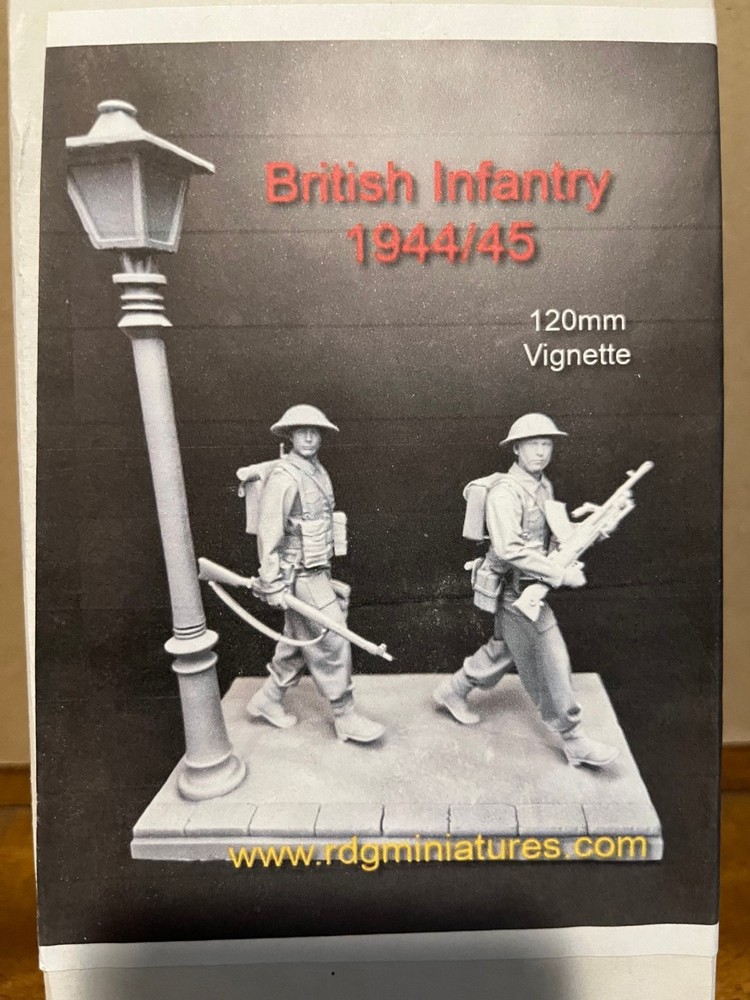 RDG Miniatures – 1/16 British Infantry 1944/45 Vignette (Very Rare, OOP) w/ base