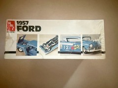 1957 Ford Fairlane model kit – Factory Sealed