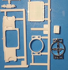 60 CHEVY IMPALA SS LOWRIDER ENGINE BAY DETAIL – REVELL – MODEL CAR KIT PARTS LOT