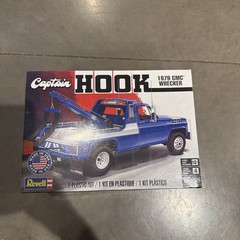 Revell 1979 GMC Wrecker “Captain Hook” Tow Truck 1/25 Scale Model Kit 145909090