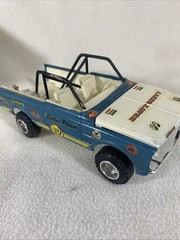 Vintage 1970’s AMT Chevy Blazer T336 Plastic Model Kit “built/parts”