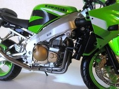 MiniChamps Kawasaki Ninja ZX9R 1/12 Motorcycle from Japan
