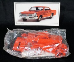Pontiac GTO Vintage Model Car Kit Unassembled NOS (B2)