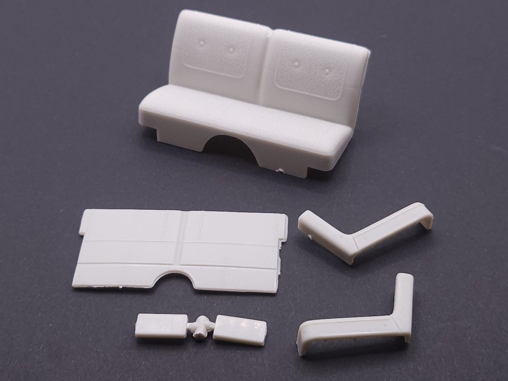 AMT 1957 Chevrolet Bel Air 1:25 Model #8315 – PARTS – SEATS
