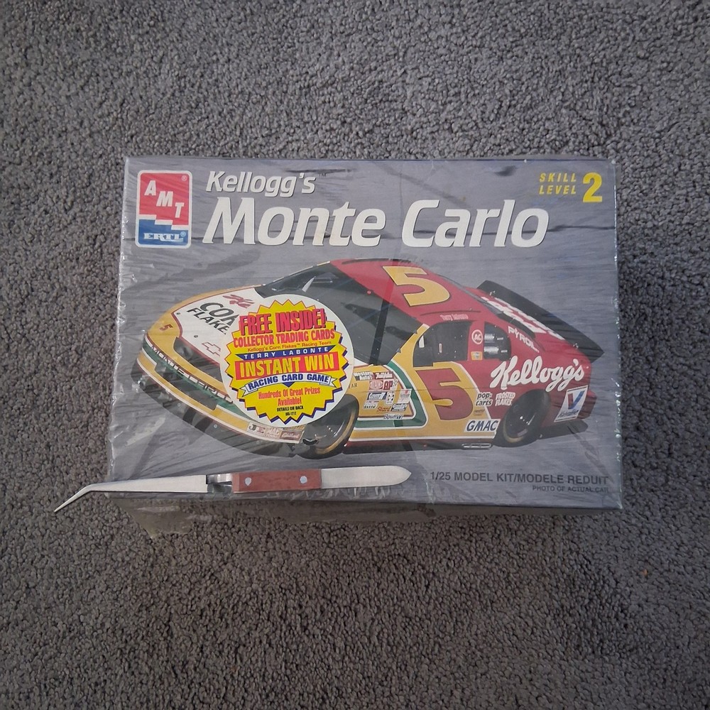 AMT/ERTL Kellogg’s Monte Carlo #5 Model Car Kit 8187 SEALED 1:25 1995 w/ Tool