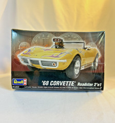 REVELL CHEVY ’68 Corvette Roadster 2’n 1 Model Kit NEW in FACTORY SEALED BOX