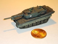 Takara 1/144 World Tank Museum 4. JGSDF Type 90 tank. SP Secret Model #1