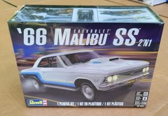 Revell ’66 Chevrolet Malibu SS 2 ‘n 1 Factory Sealed Box 1:25 Model Kit 4520