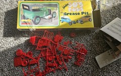 Lindberg Fabulous ‘50’s Rods “The Grease Pit” Open Box Complete Kit # 3151 Rare