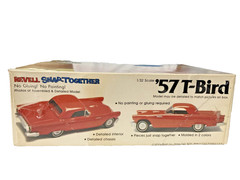 VTG. 1979 REVELL 1:32 SCALE SNAP-TOGETHER ” 1957 T-BIRD ” PLASTIC MODEL KIT 1104