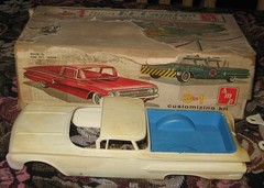 SMP 1960 Chevy El Camino 1:25 Kit # 7660 Survivor Custom Partial Built in Box 60
