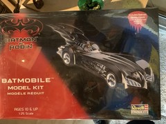 Revell/Monogram Batman and Robin Batmobile 1:25 Model Kit New and unopened