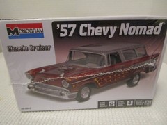 Monogram ’57 Chevy Nomad Classic Cruiser 1:24 Scale Model Car Kit Sealed NEW