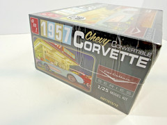 AMT 1957 Chevy Corvette Convertible Model 1:25 Culture Series SEALED BOX 1015/12