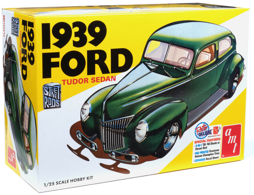 AMT Street Rods 1939 Ford Tudor Sedan 1:25 Scale Plastic Model Car Kit 1434