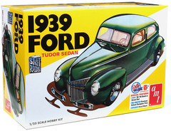 AMT Street Rods 1939 Ford Tudor Sedan 1:25 Scale Plastic Model Car Kit 1434