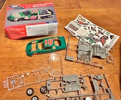 1996 Revell Snaptite Model Kit 18 Interstate Batteries Monte Carlo PARTS ONLY!