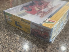ITALERI 1:24 SCALE FIRE TRUCK FACTORY SEALED INSIDE KIT! CIRCA 2007! VMCP!