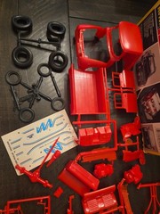 1:25 REVELL Twin Pack CHEVY STREET PICKUP 350 & 56 FORD F-100 Model Kit Trucks
