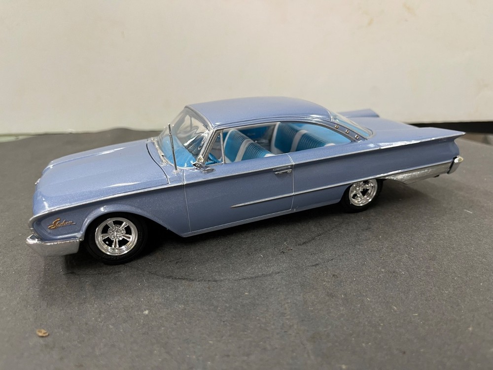 C10 AMT 1960 Ford Starliner Very Nice built model 1/25 McM.